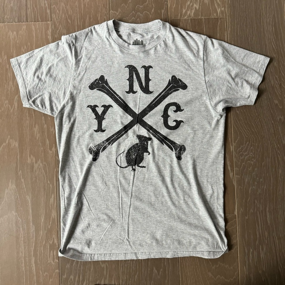 NYC Hardcore Rat Graphic Short Sleeve T-Shirt - Light Gray M